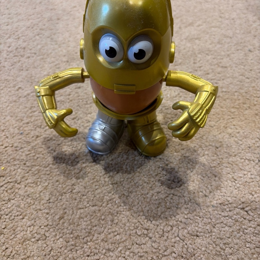 Hasbro Star Wars Mr. Potato Head  C3PO Golden Robot figure 2011 collectible toy